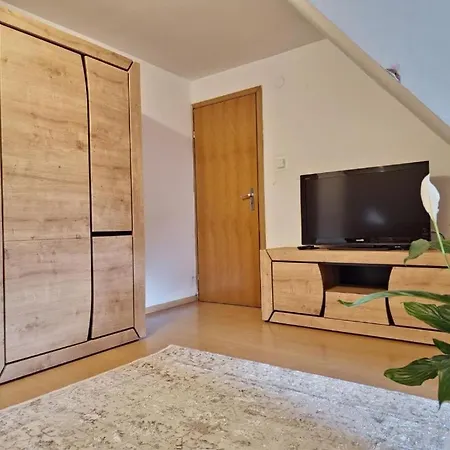 70m2 Z 3 Pokojami Na Poddaszu - Blisko Butorowego Wierchu