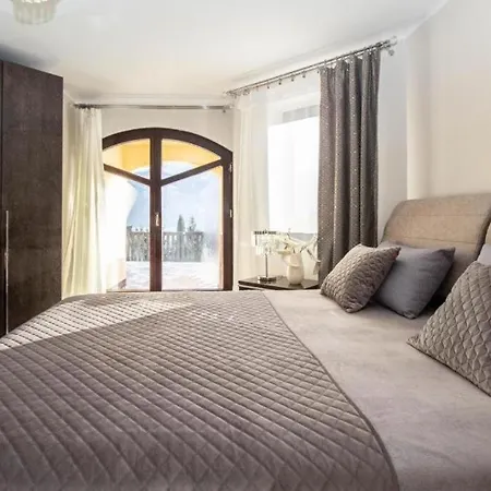 2 Laczone Z Tarasem I Balkonem - Butorowka Apartment *