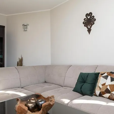 2 Laczone Z Tarasem I Balkonem - Butorowka